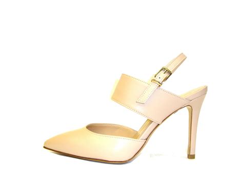 scarpa chanel donna color ghiaccio|Chanel Woman Shoes Heel 8 cm In Natural Leather.